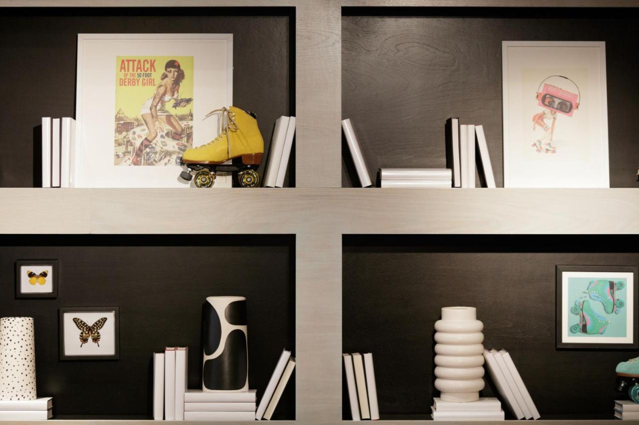 Moxy Richmond Downtown Hotel Eksteriør billede
